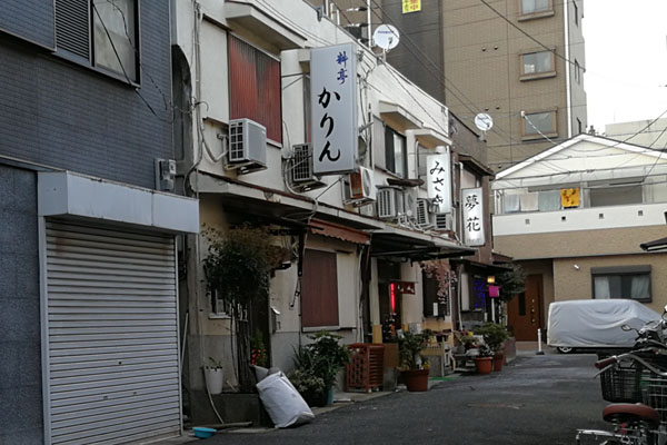 隠れ裏風俗？】滝井新地(ちょんの間)の熟女嬢との体験談を語る